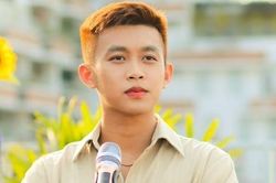 Nam sinh ngành Marketing với 'đam mê cháy bỏng' cùng âm nhạc
