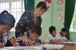 Người mẹ hiền của học trò vùng cao