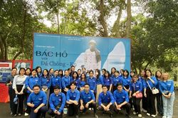 Bồi dưỡng kỹ năng nghiệp vụ, vun đắp tinh thần đoàn kết và lòng tự hào dân tộc cho thanh niên ngoại giao