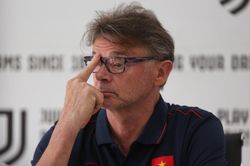 HLV Troussier: Thái Lan là đội mạnh nhất SEA Games 32