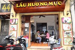 Tạm đình chỉ hoạt động nhà hàng bị tố cho khách dùng nước lẩu thừa