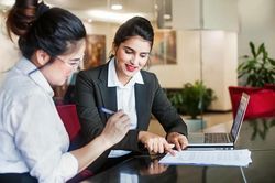 Sẽ xử lý nghiêm các doanh nghiệp bảo hiểm nhân thọ 'quảng cáo một đằng, sản phẩm một nẻo'