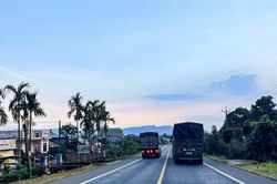 Lâm Đồng: Nhiều ô tô bị tước phù hiệu do vi phạm tốc độ