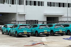 Dàn xe taxi điện VinFast xuất hiện tại TP.HCM