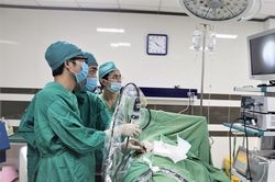 Mất một bên thận do tự ý dùng thuốc nam chữa sỏi thận