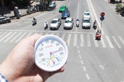 Miền Bắc: Nắng nóng gay gắt, vượt ngưỡng 40 độ C