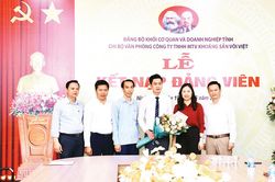 Tạo nguồn đảng viên là công nhân