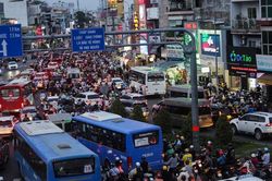 TP Hồ Chí Minh giảm hơn 3.000 chuyến xe buýt dịp lễ 30/4, 1/5
