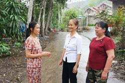 Người có uy tín 'nói dân tin, làm dân theo'