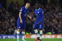 Man City đàm phán chiêu mộ tiền vệ Chelsea