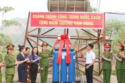 Mang nước sạch đến với học sinh dân tộc thiểu số Yên Bái