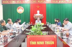 Ninh Thuận: Triển khai chương trình 'Cùng ngư dân thắp sáng đèn trên biển'