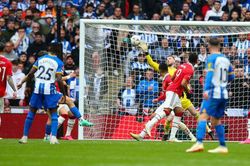 ĐIỂM NHẤN Brighton 0-0 (pen 7-6) MU: Cứu tinh De Gea, MU cần được nâng cấp