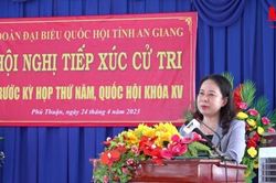 Phó Chủ tịch nước Võ Thị Ánh Xuân tiếp xúc cử tri huyện Thoại Sơn