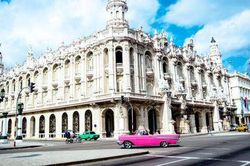 Du lịch Cuba: Khám phá đất nước của những chiếc xe cổ độc đáo