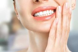 Ê buốt răng do đâu và cần phải làm gì để khắc phục?