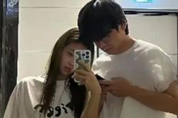 Bạn trai tin đồn Jennie bị chỉ trích vì dạy đời fan trên livestream