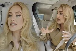 Adele suýt gây tai nạn trong chương trình nổi tiếng