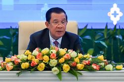 Thủ tướng Hun Sen muốn ứng cử chức xã trưởng sau khi mãn nhiệm