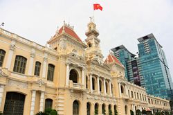 Tour tham quan trụ sở HĐND, UBND TP.HCM kín chỗ