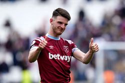 Arsenal chi tiền 'khủng' chiêu mộ tiền vệ của West Ham?