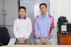 Phát hiện kho heroin trong hang đá nơi rừng sâu