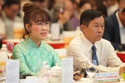 Bà Nguyễn Thị Phương Thảo nói về 'có nên mua vào cổ phiếu HDB lúc này'