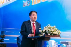 CEO PNJ nói sẽ 'tấn công thay vì phòng thủ'