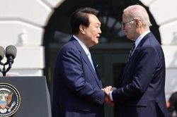 Thượng đỉnh Mỹ-Hàn: Tổng thống Biden khẳng định tình liên minh, cảnh báo hậu quả tới Triều Tiên, sắp gửi 'quà' đến Seoul