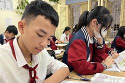 Phụ huynh tố giáo viên ép con không thi vào lớp 10: Yêu cầu rà soát, kiểm tra