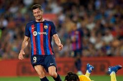 Theo chân Real Madrid, Barca cũng trắng tay trước nhược tiểu