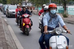 Dự báo thời tiết 27/4: Miền Bắc ngày nắng, đêm lạnh, Nam Bộ vẫn nóng bức