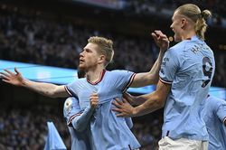 Manchester City vùi dập Arsenal 4-1 ở trận 'chung kết' Premier League