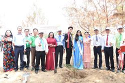 Người mẫu Quốc Bảo chăm chỉ với dự án cộng đồng, tiết lộ kế hoạch thi quốc tế