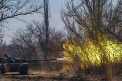 Nga kiểm soát thêm vùng ở Bakhmut, không kích các cứ điểm của Ukraine