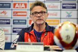 HLV Philippe Troussier: 'U22 Việt Nam có đội hình trẻ nhất trong 20 năm dự SEAGames'
