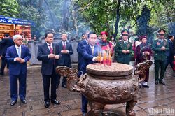 Lễ dâng hương tưởng niệm các Vua Hùng