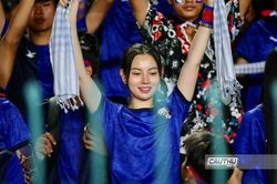 Bóng hồng Campuchia khoe sắc ngày khai màn bóng đá nam SEA Games 32