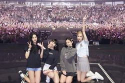 BLACKPINK trở thành nhóm nhạc nữ có doanh thu tour diễn cao nhất mọi thời đại