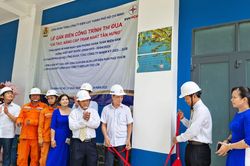 EVNHCMC khánh thành và gắn biển công trình 'Cải tạo nâng cấp trạm ngắt Tân Hưng''