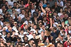 Haaland hóa kỷ lục gia, Alvarez ghi siêu phẩm, Man City hạ Fulham, vươn lên đầu BXH Ngoại hạng Anh