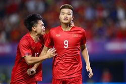 U22 Việt Nam khởi đầu thuận lợi với chiến thắng 2-0