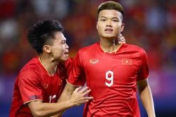 Thắng vất vả Lào, U22 Việt Nam vẫn xếp sau U22 Thái Lan