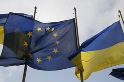 Lộ 'mắt xích' yếu trong quan hệ, Ukraine 'đòi' EU khoản hỗ trợ tài chính, trao công hàm phản đối lệnh cấm nhập khẩu ngũ cốc