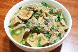 Đổ nước lã vào ngâm măng khô: Đầu bếp lắc đầu, bảo sao măng vừa đắng lại lâu mềm