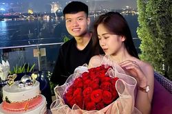 Cầu thủ Nguyễn Văn Tùng xăm điều đặc biệt của bạn gái lên tay