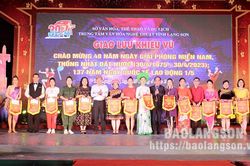 Giao lưu khiêu vũ và nhảy hiện đại tại thành phố Lạng Sơn