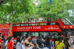 Hà Nội bổ sung thêm 1 xe buýt 2 tầng phục vụ miễn phí người dân dịp nghỉ lễ
