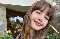 Thần thái đỉnh cao và vóc dáng quyến rũ của 'em út' Lisa BlackPink