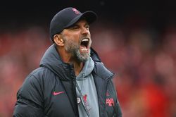 Tổ chức hỗ trợ trọng tài Anh: 'Liverpool phải bị trừ điểm'